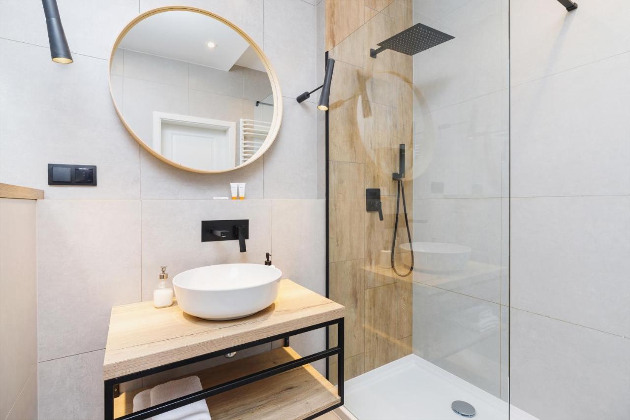 Apartament 3D Go By Noclegi Renters Kraków Zewnętrze zdjęcie